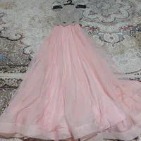 لباس مجلسی بلند وکوتاه و یه جفت کفش مجلسی