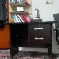 میز اداری تحریر کاملا سالم