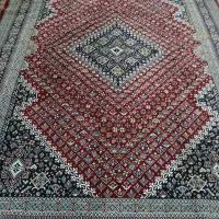۲عدد فرش ۶ متری و ۹ متری