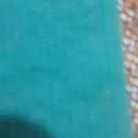 به یک بنا، یک سیمانکار، و چند نفر کارگر نیازمندیم