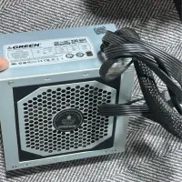 پاور کامپیوتر و دی وی دی رایتر بسیار تمیز کامپیوتر