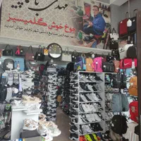 فروشنده و ادمین مغازه کیف و کفش امیری|استخدام خدمات فروشگاه و رستوران|سهند, |دیوار