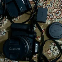 کنون 4000d در حد آک‌