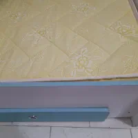 تخت به همراه تشک و سرویس رو تختی|تخت و سرویس خواب|پاکدشت, پاکدشت (مامازند)|دیوار