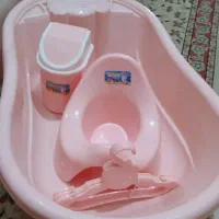 وان حمام کودک به همراه لوازم جانبی