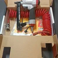 میخکوب و منگنه