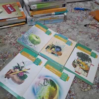 کتاب های کنکور 402 و کتاب های درسی رشته انسانی|کتاب و مجله آموزشی|تهران, دولاب|دیوار