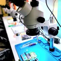 خرید فروش گوشی های شکسته