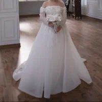 لباس عروس|لباس|ری, علایین|دیوار