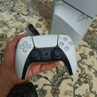 ps5 اسلیم دیسک خور با دو دسته و پایه شارژر و پلاس|کنسول، بازی ویدئویی و آنلاین|اصفهان, بیدآباد|دیوار