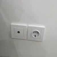 برقکار خورده کاری برقی برقکش برق کش اصولی
