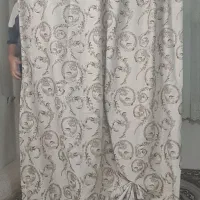 دو پرده حریر پایین مخمل با دو گوشواره مدل قیفی