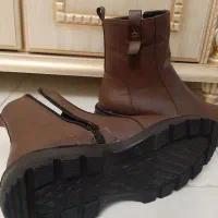 نیم بوت|کیف، کفش، کمربند|صوفیان, |دیوار