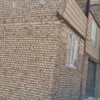 یک-واحد-خانه-دوطبقه-نیمه-کاره