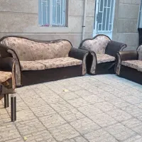 مبل هفت نفره و میز ناهارخوری و بوفه دکوری