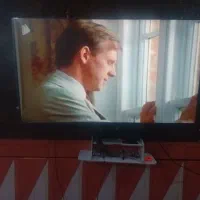 تلویزیون ۶۵اینچ