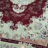 فرش ۱۲یک عدد کارکرده ولی سالم جنس نخ