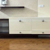 میز تلویزیون دیواری (تی وی وال)