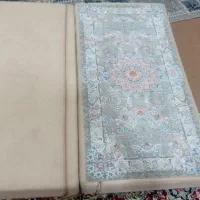 پشتی قالینی