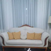 مبلمان نیمه کلاسیک
