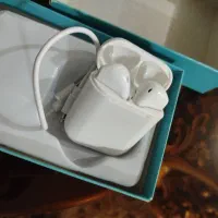 ایرپاد|لوازم جانبی موبایل و تبلت|بروجن, |دیوار