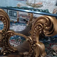 جلو مبلی سه تیکه و میز غذا خوری