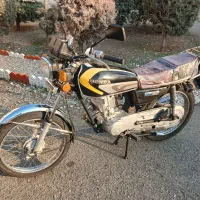 موتور۱۲۵ مدارک دار