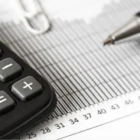 انجام کلیه امور مالی و مالیاتی و حسابرسی