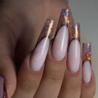 آموزش کاشت ناخن اقساطی