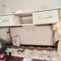 میز ناخنکاری و زیر دستی