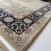 دو عدد فرش 12 متری و یک فرش کناره