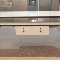 میز ناخنکار بزرگ دو استادکار میشه باهاش کار کنه