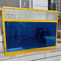 ویترین مغازه