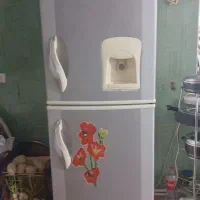 یخچال فروشی