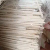 رشته اش اصفهان