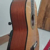 پایه و تیونر گیتار