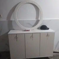 کنسول میز ارایشی در حد نو فوری