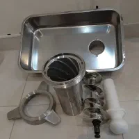 چرخ گوشت صنعتی نو|ماشین‌آلات صنعتی|رشت, پیرکلاچای|دیوار