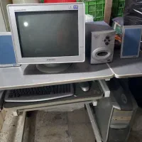 کامپوتر سالم با میز