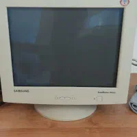 مانیتور قدیمی