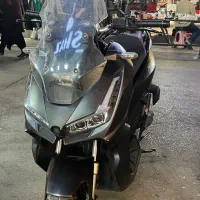 adv همتاز