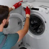 تعمیرکار تعمیرات عنواع لباسشویی ،ظرفشویی،