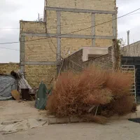 یک-واقع-زمین-در-شریف-آباد