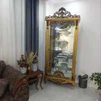 بوفه طلایی و میز تلویزیون