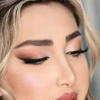 میکاپ و شینیون ۶۵۰،رنگ مو۴۰۰|خدمات آرایشگری و زیبایی|کرمانشاه, |دیوار