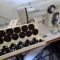 چرخ ژانومه همراه میز مخصوص چرخ خیاطی