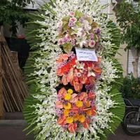 استند گل ترحیمی تسلیت تاج  از باغگل تهران|گل و گیاه طبیعی|تهران, پاسداران|دیوار