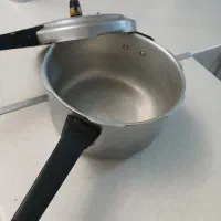 زودپز|ظروف پخت‌وپز|اراک, |دیوار