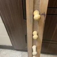 دو عدد لوستر چوبی و یک چوب لباسی|لوستر و چراغ آویز|اصفهان, جلفا|دیوار