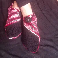 پاپوش های دست بافت درهر سایزی مناسب یلدا|لباس|یزد, |دیوار